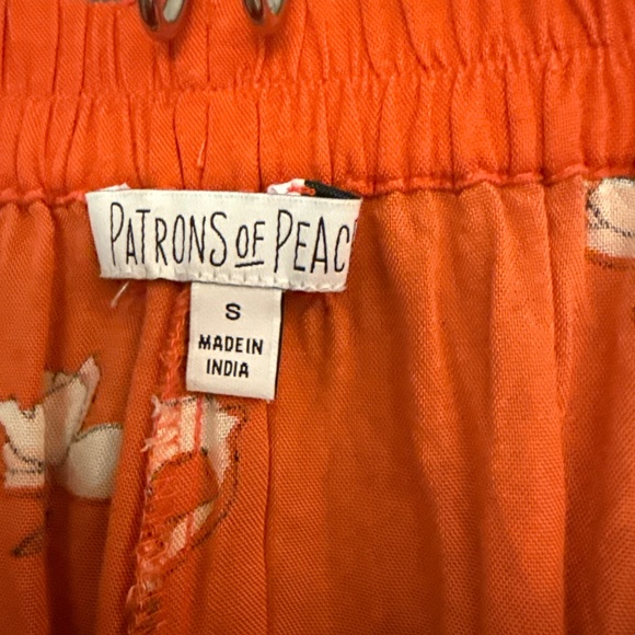 Cute juniors casual shorts - Picture 3 of 4